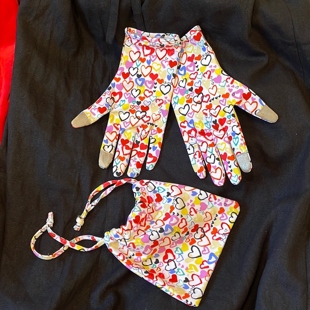 Brighton Gloves and Pouch